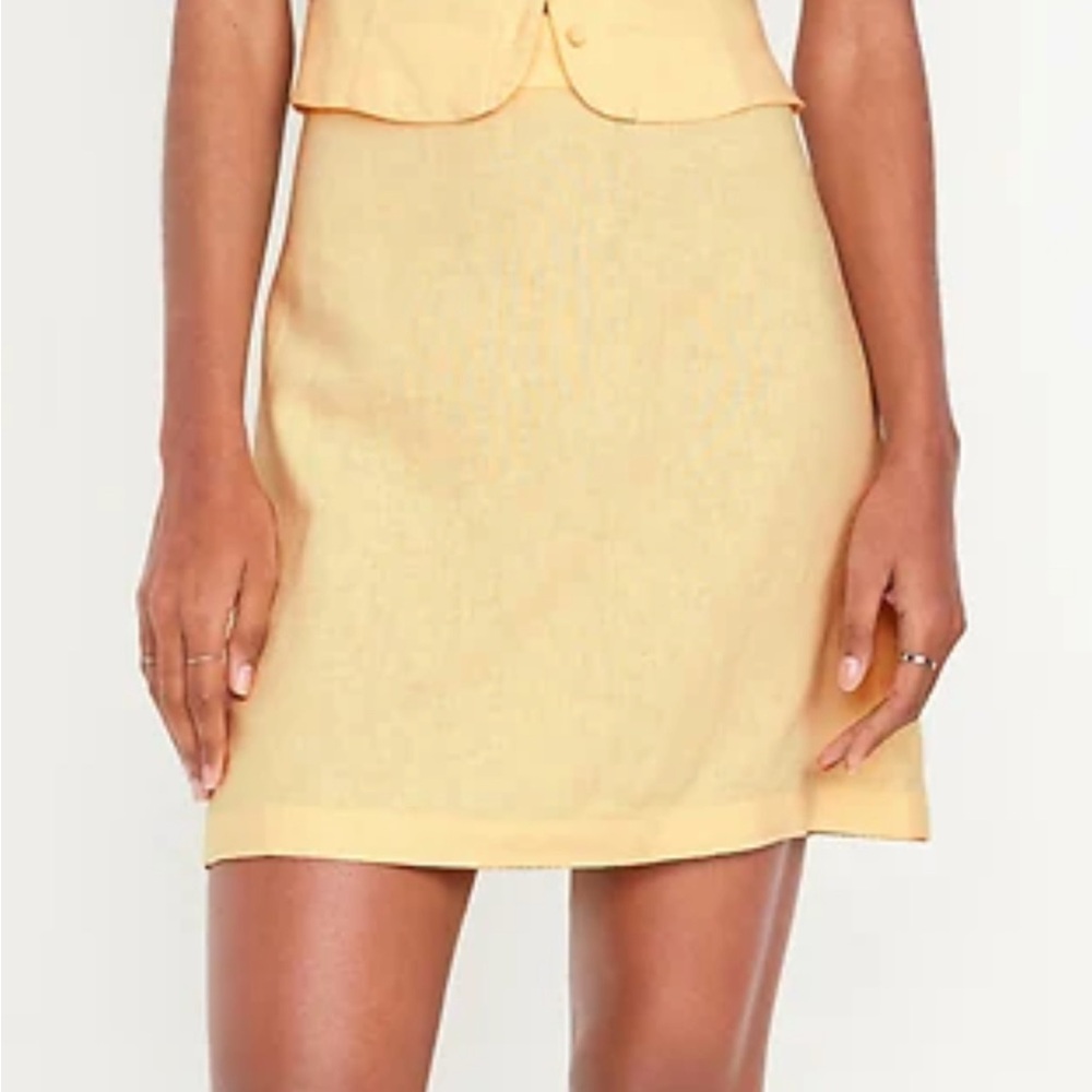 Old Navy Light Yellow Mini Skirt